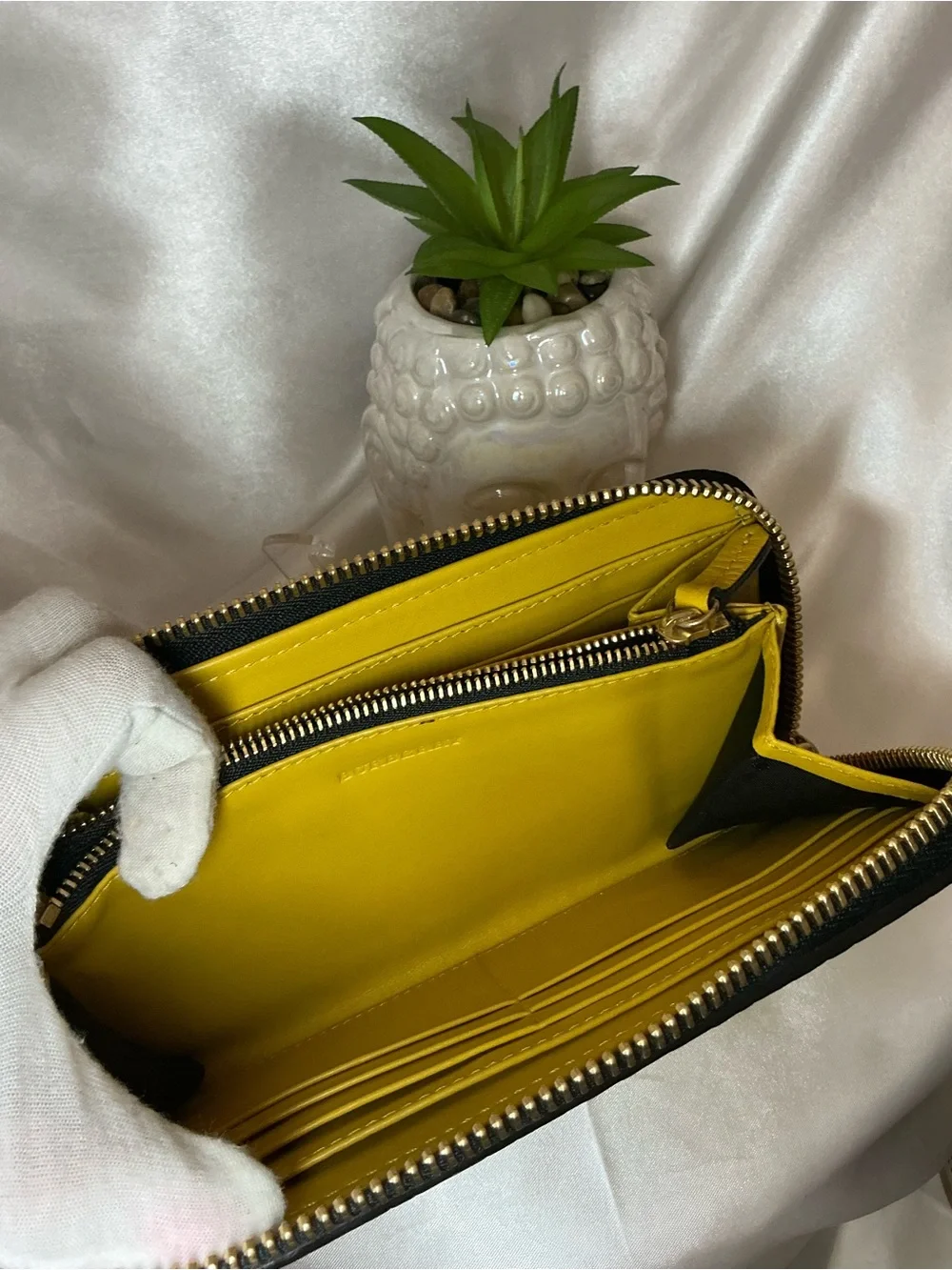 Preloved Burberry Yellow Pebble Leather Zip-Around Wallet Gold Hardware